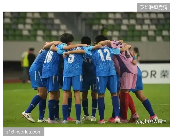 足球青训杯：12 岁少年连过 6 人破门